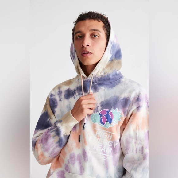 Market UO Exclusive Love The World Tie-Dye Hoodie Sweatshirt, Medium, NWT - Picture 4 of 7
